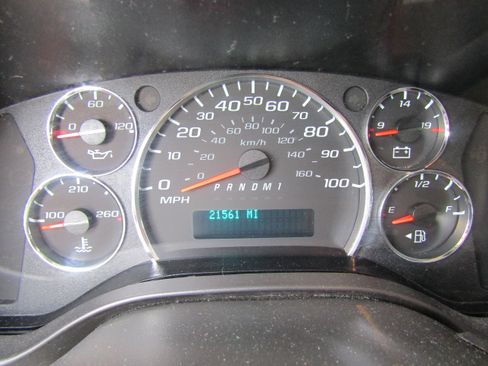 Used 2016 GMC Savana 2500 image 14