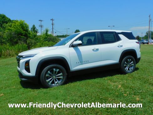New 2026 Chevrolet Equinox LT image 1