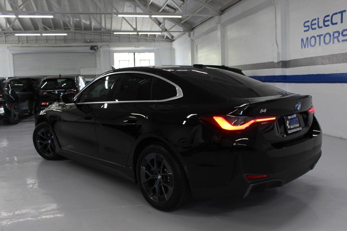 Used 2025 BMW i4 eDrive40 RWD image 12