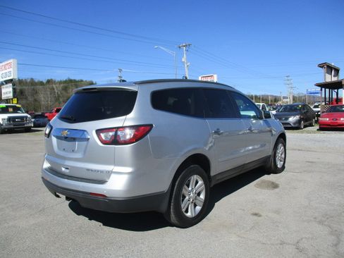 Used 2013 Chevrolet Traverse LT image 6