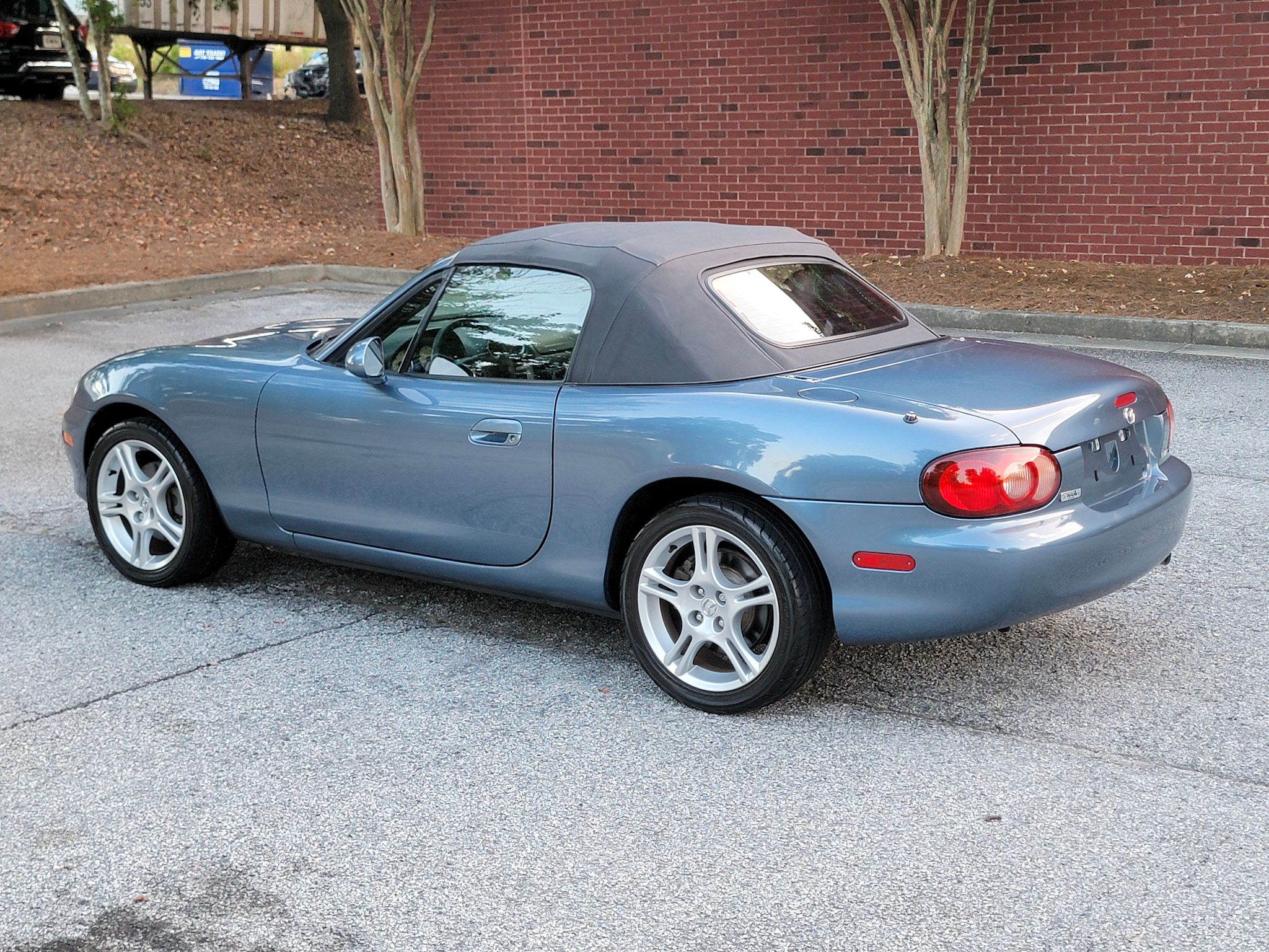 Used 2005 MAZDA MX-5 Miata UNAVAIL RWD image 16