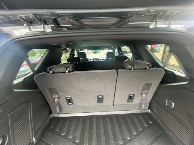 Used 2024 GMC Yukon 4WD SLE image 20
