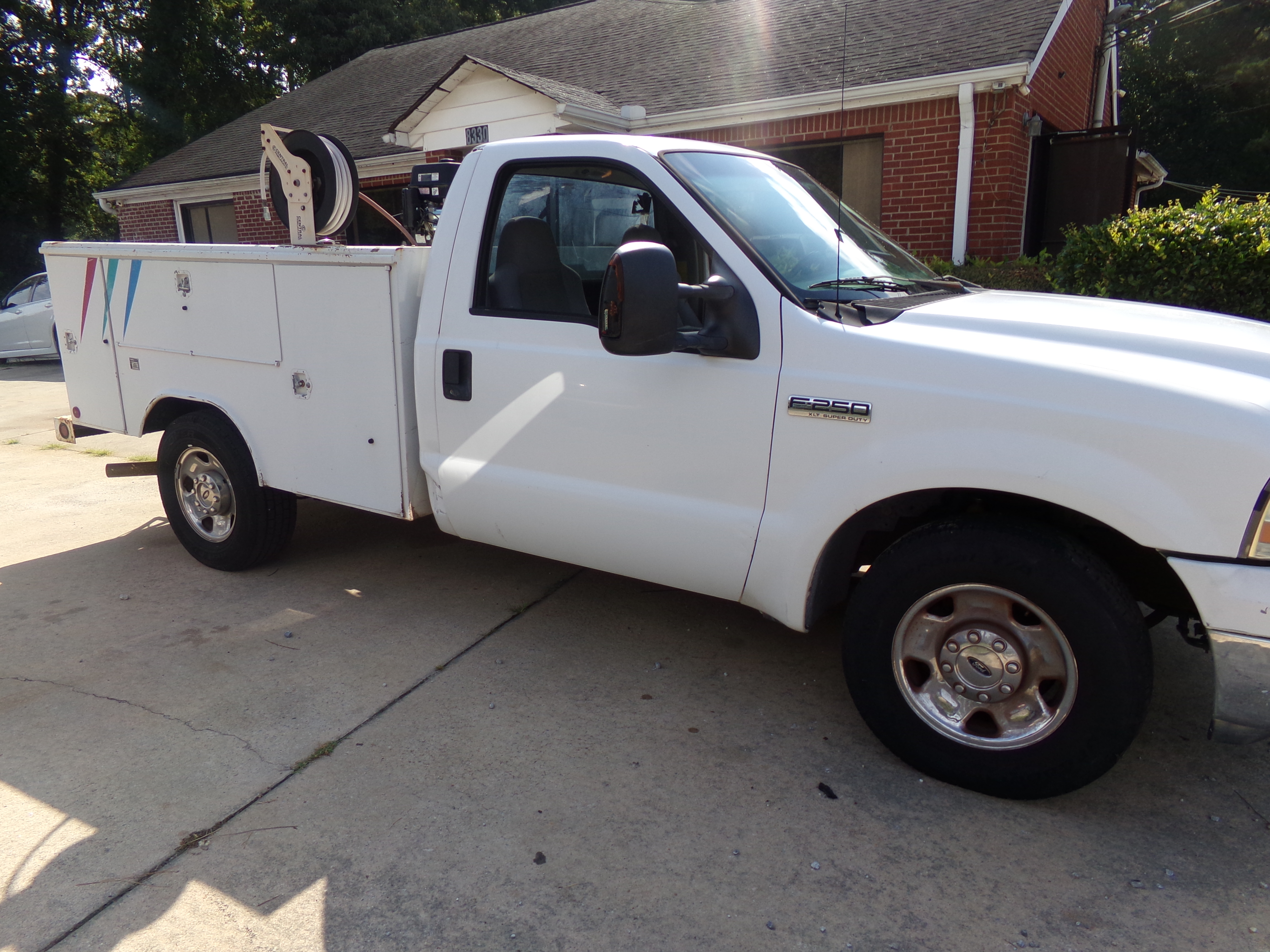 Used 2006 Ford F250 2WD Regular Cab Super Duty image 8