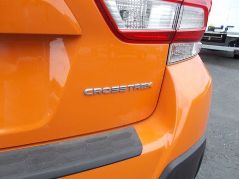 Used 2018 Subaru Crosstrek 2.0i Premium AWD/4WD image 7
