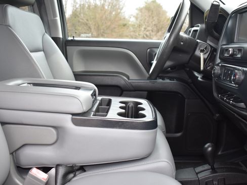 Used 2018 Chevrolet Silverado 1500 4x4 Double Cab image 31