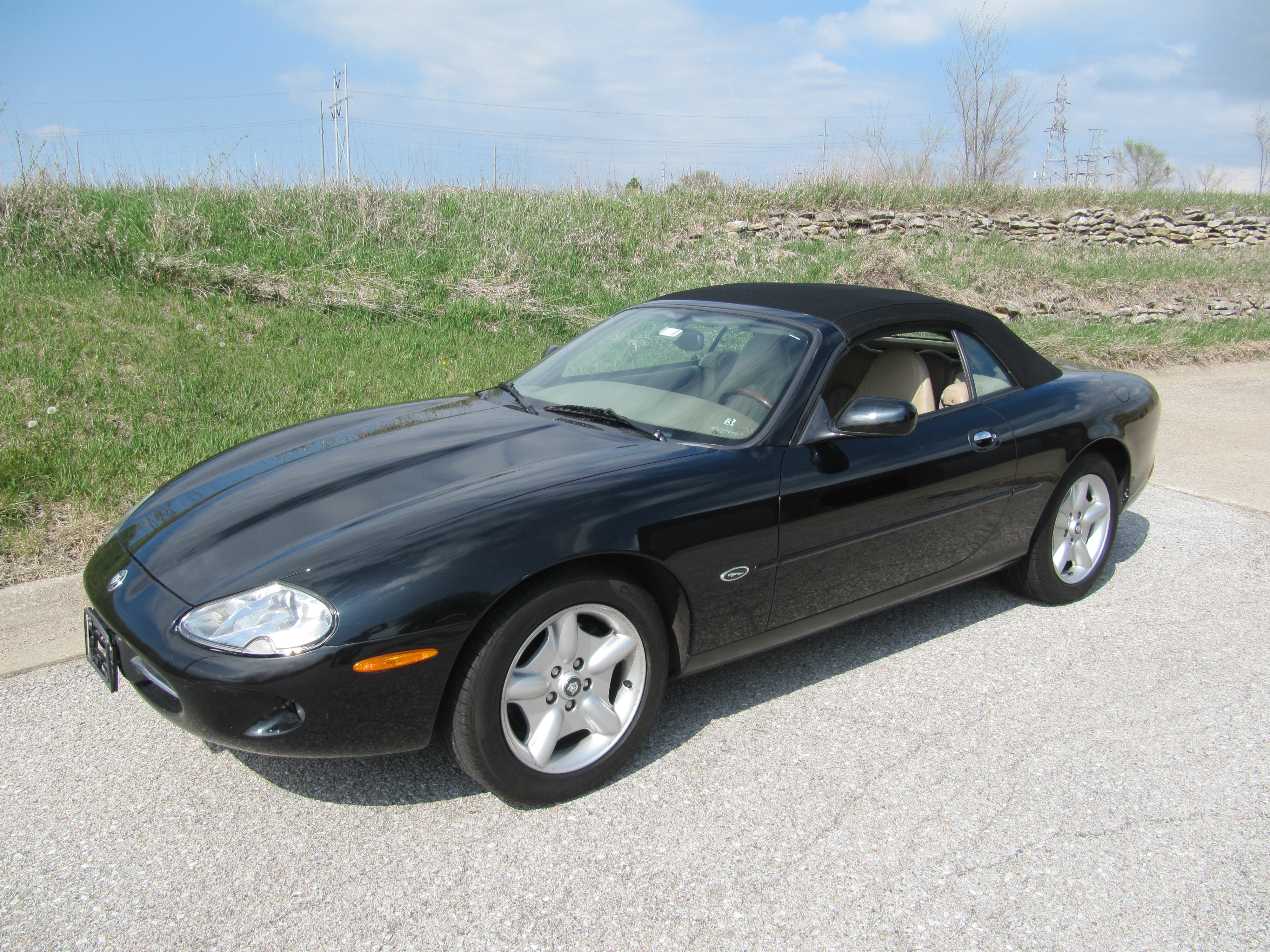 Used 1999 Jaguar XK8 RWD image 1