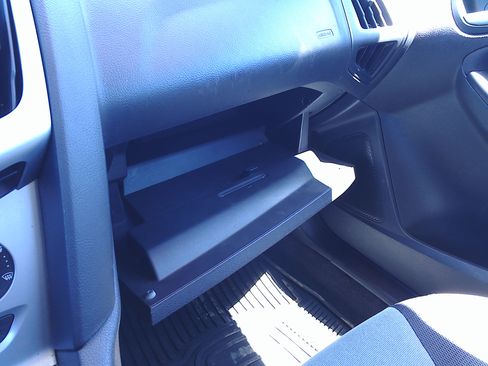 Used 2014 Ford Focus SE Hatchback FWD image 17