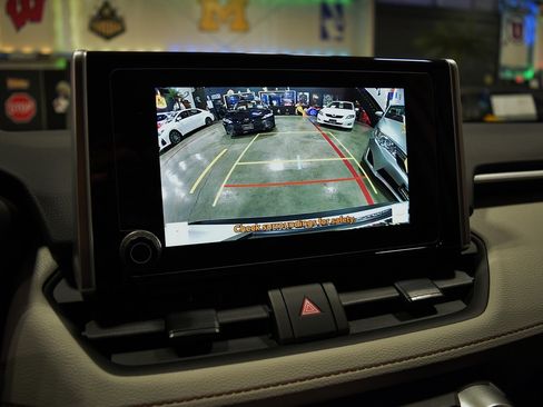 Used 2025 Toyota RAV4 XLE Premium image 29