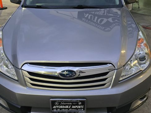 Used 2011 Subaru Outback 2.5i Limited image 36