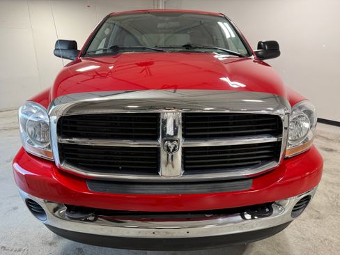 Used 2006 Dodge Ram 2500 Truck 4x4 Quad Cab image 13