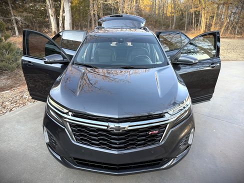 Used 2022 Chevrolet Equinox RS image 15