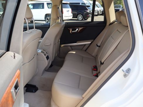 Used 2012 Mercedes-Benz GLK 350 image 14