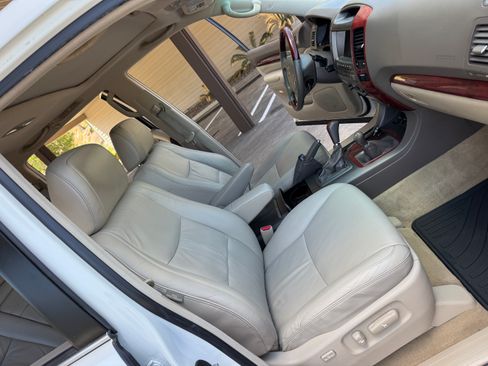 Used 2008 Lexus GX 470 image 24