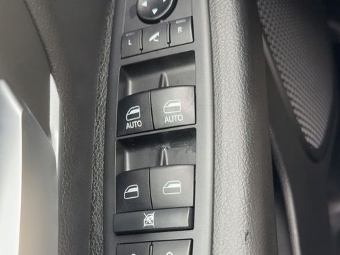 Used 2019 RAM 1500 Lone Star image 8