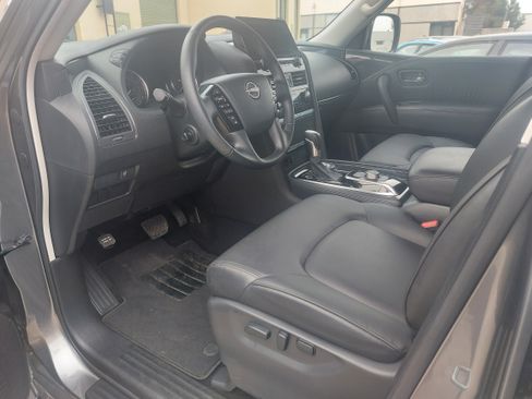 Used 2023 Nissan Armada SV image 14