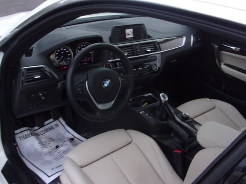 Used 2019 BMW 230i image 26