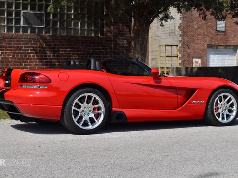 Used 2006 Dodge Viper SRT-10 image 20