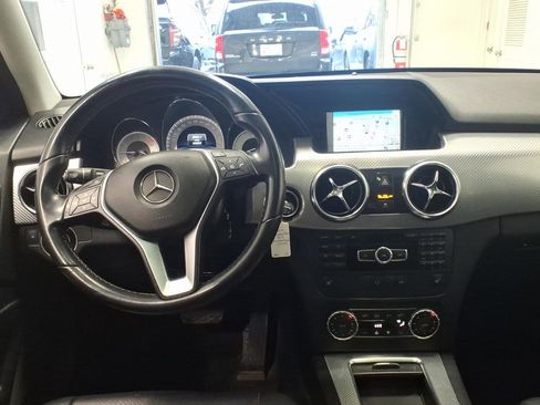 Used 2014 Mercedes-Benz GLK 350 image 9