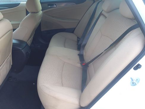 Used 2012 Hyundai Sonata Blue image 8