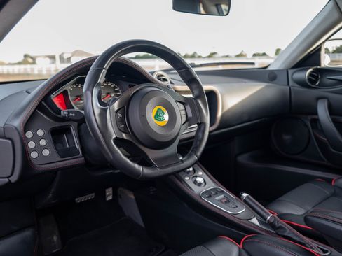 Used 2014 Lotus Evora S image 19