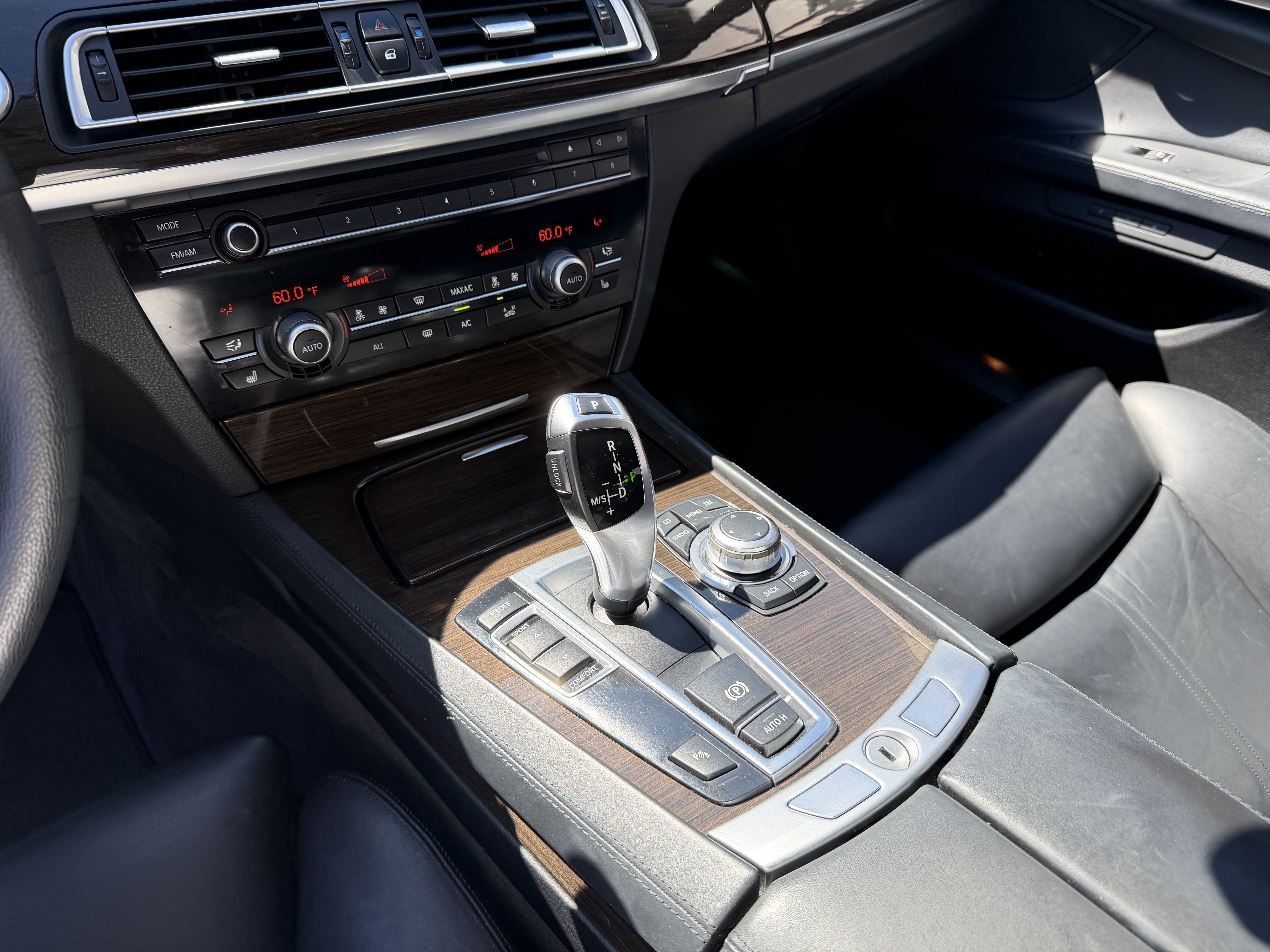 Used 2011 BMW 740Li RWD image 29