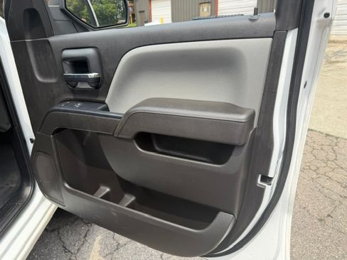Used 2017 Chevrolet Silverado 2500 4x4 Crew Cab image 17