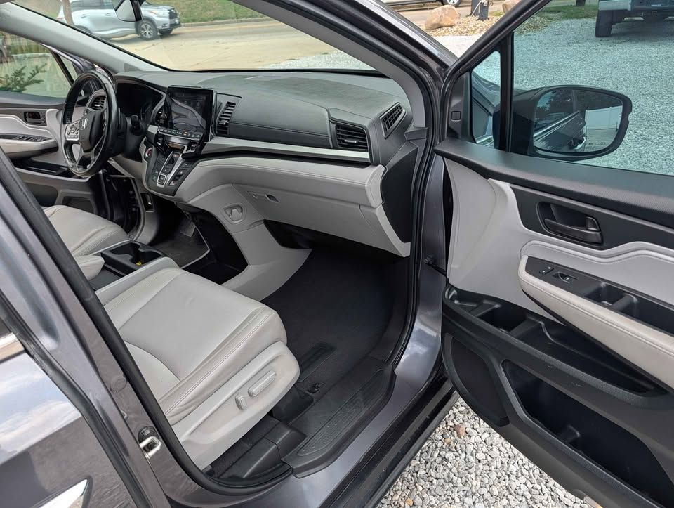 Used 2019 Honda Odyssey EX-L image 8