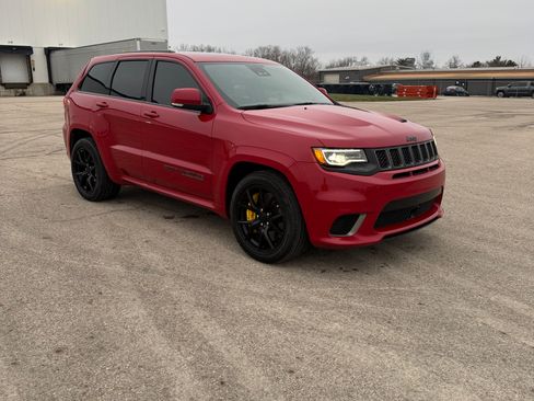 Used 2021 Jeep Grand Cherokee Trackhawk image 1