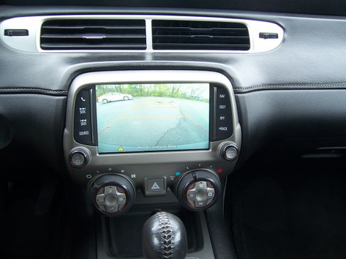 Used 2015 Chevrolet Camaro LT image 19