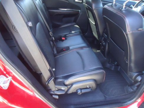 Used 2019 Dodge Journey GT image 8