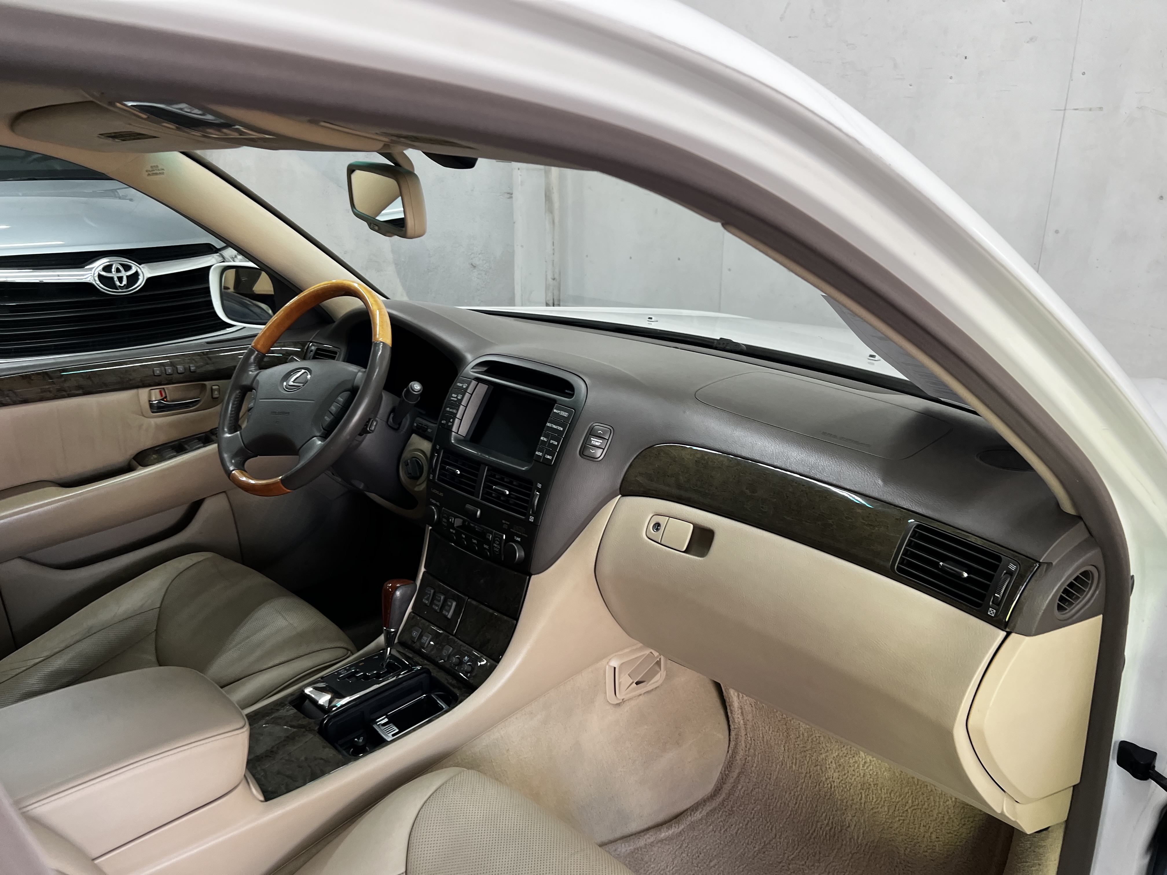 Used 2006 Lexus LS 430 UNAVAIL RWD image 9