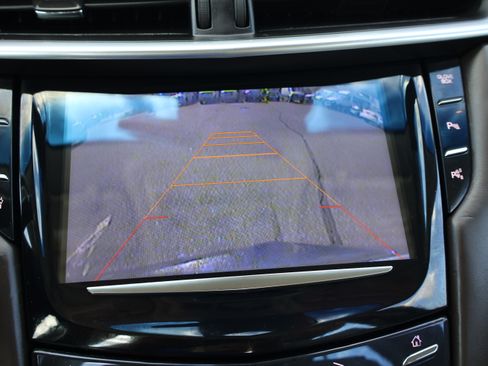 Used 2014 Cadillac XTS Platinum image 24