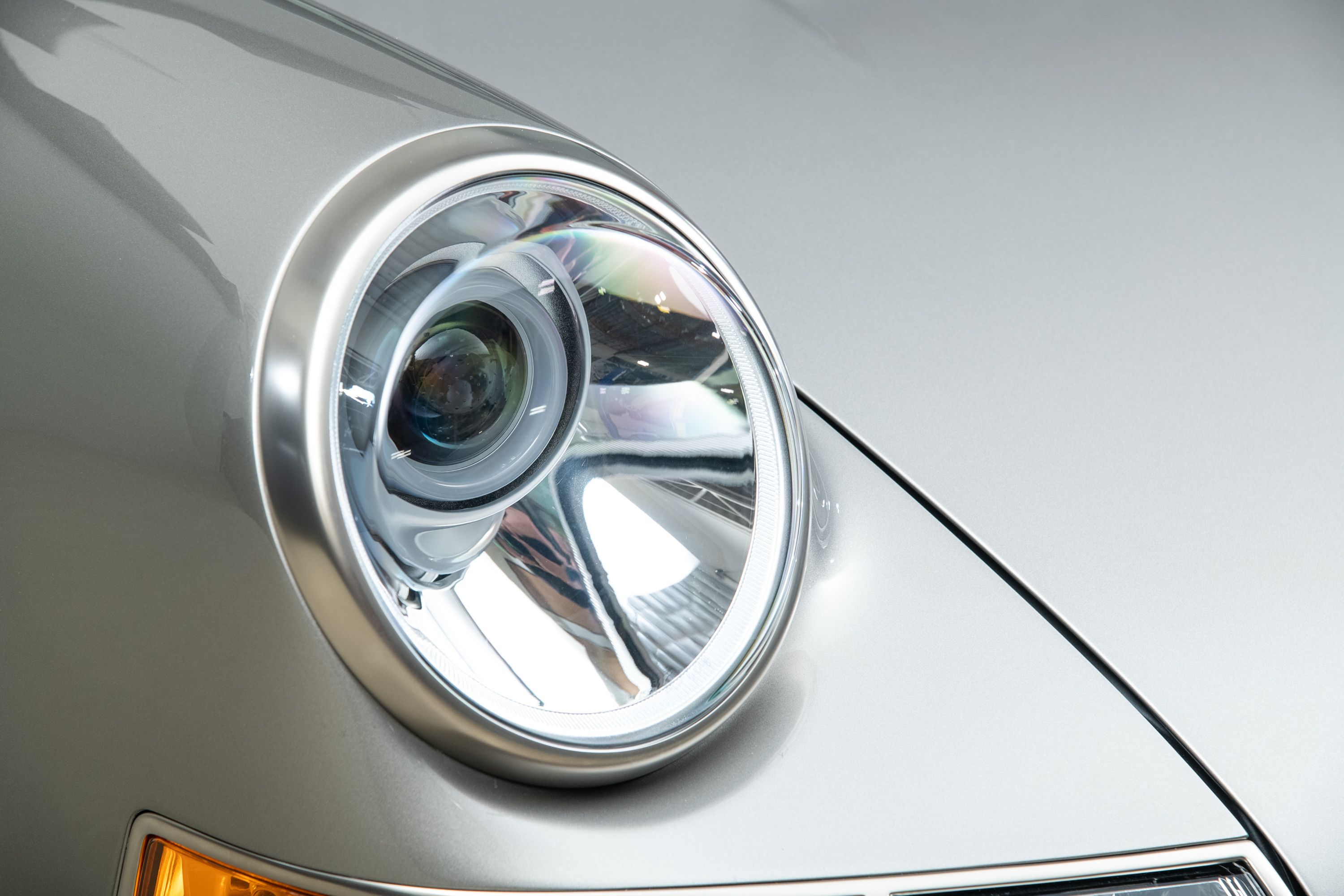 Used 1989 Porsche 911 Carrera RWD image 52