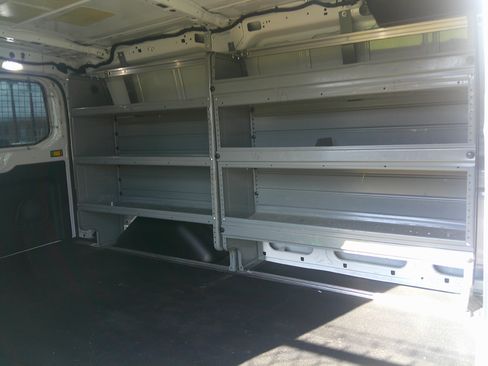 Used 2019 Ford Transit 150 XL image 9