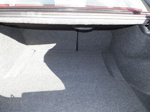 Used 2016 Dodge Charger SE RWD image 10