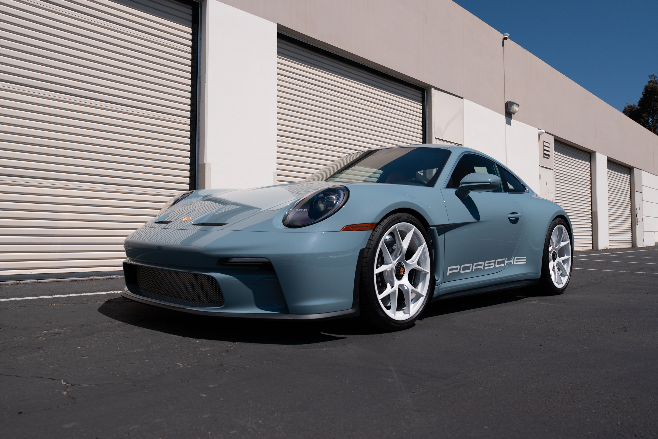 Used 2024 Porsche 911 S/T RWD image 3