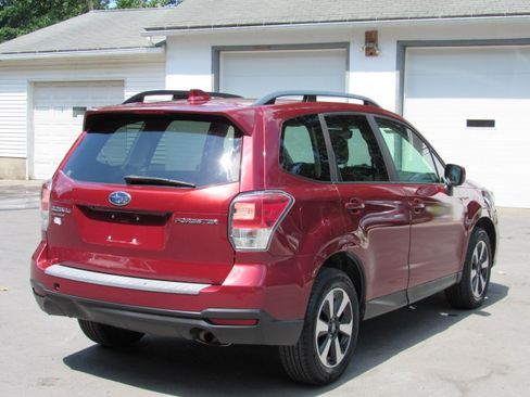 Used 2018 Subaru Forester 2.5i Premium AWD/4WD image 8