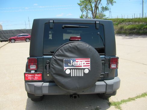 Used 2007 Jeep Wrangler Sahara image 8