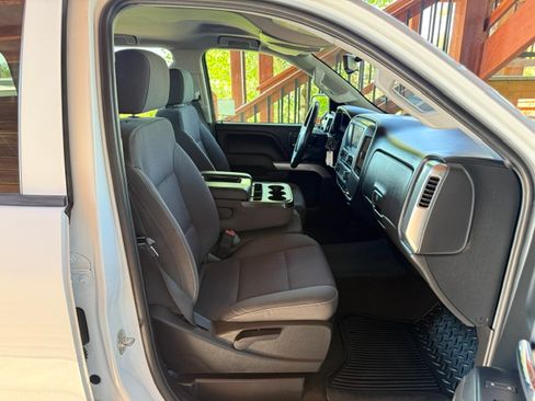 Used 2018 Chevrolet Silverado 2500 4x4 Crew Cab LT image 20