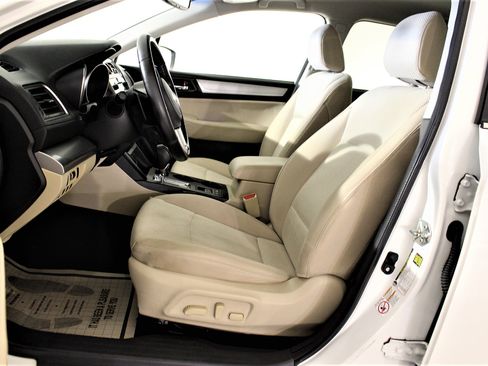 Used 2016 Subaru Outback 2.5i Premium AWD/4WD image 12