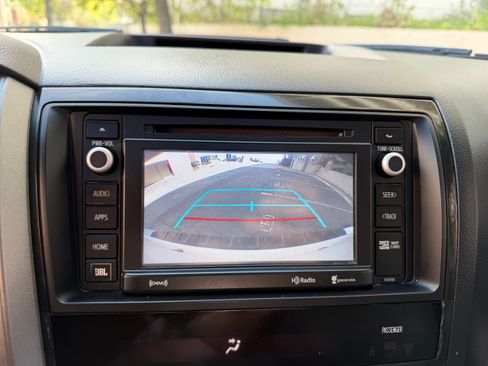 Used 2016 Toyota Sequoia Platinum image 31