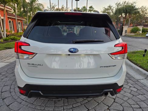 Used 2021 Subaru Forester Limited image 12