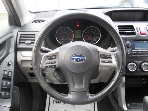 Used 2014 Subaru Forester 2.5i Premium image 19