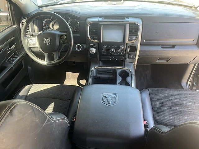 Used 2015 RAM 1500 2WD Crew Cab Sport image 31