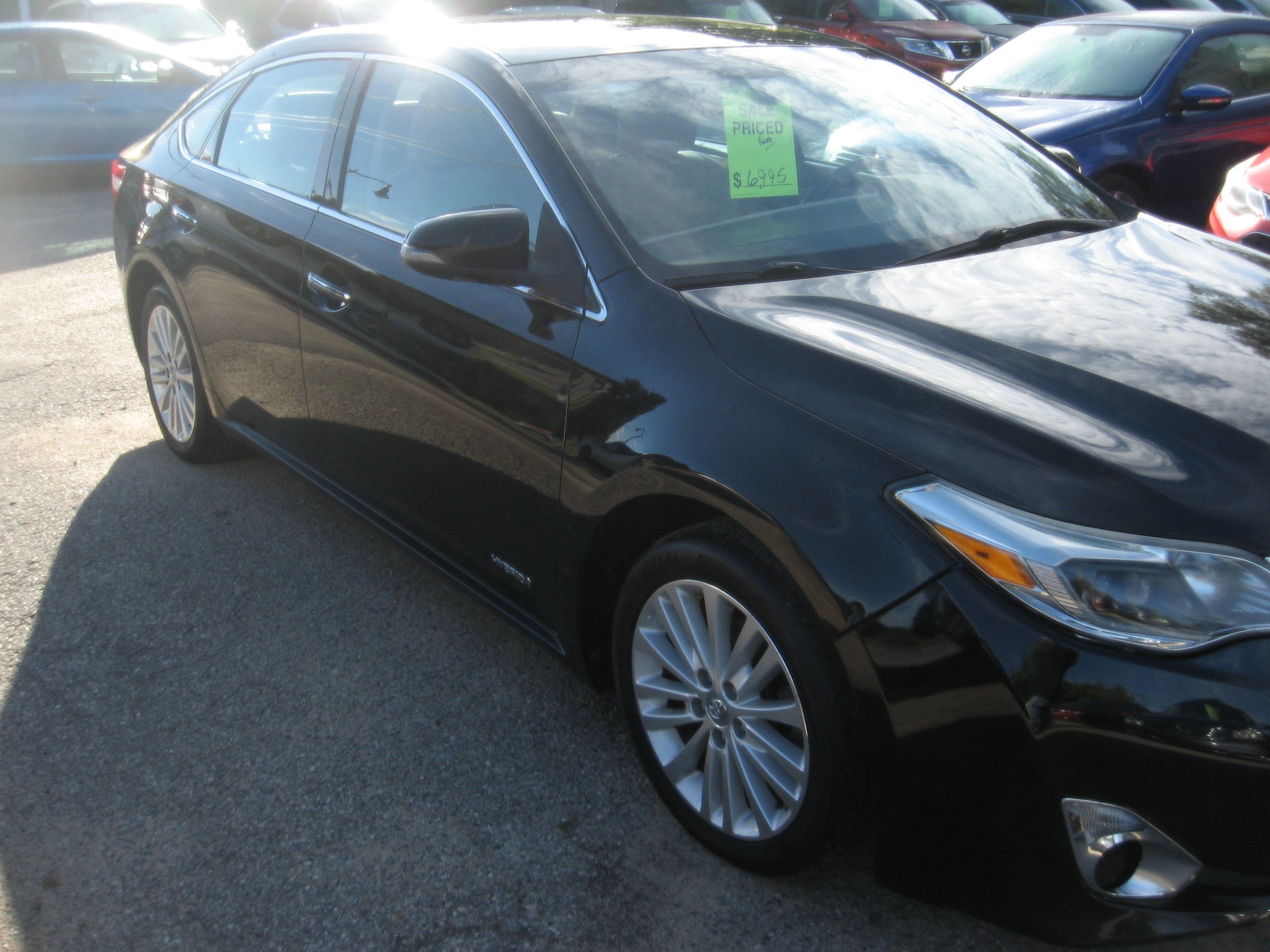 Used 2014 Toyota Avalon Hybrid FWD image 3
