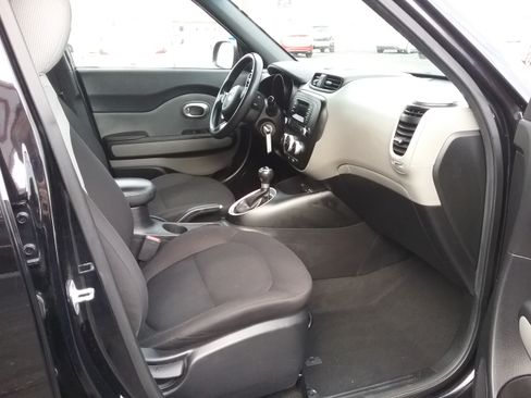 Used 2016 Kia Soul image 8