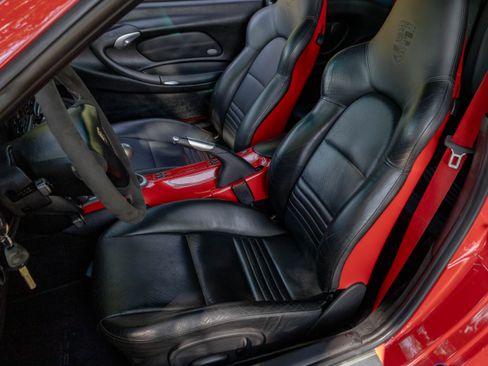 Used 2003 Porsche 911 Carrera RWD image 46