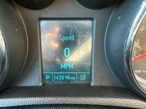 Used 2016 Buick Encore Premium image 16