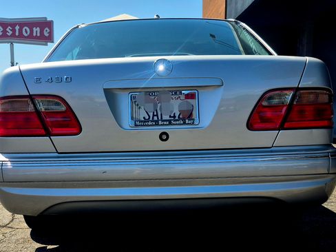 Used 2002 Mercedes-Benz E 430 Sedan image 6