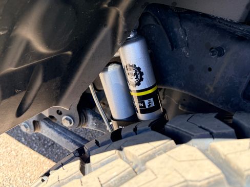 Used 2021 Jeep Gladiator Sport image 8